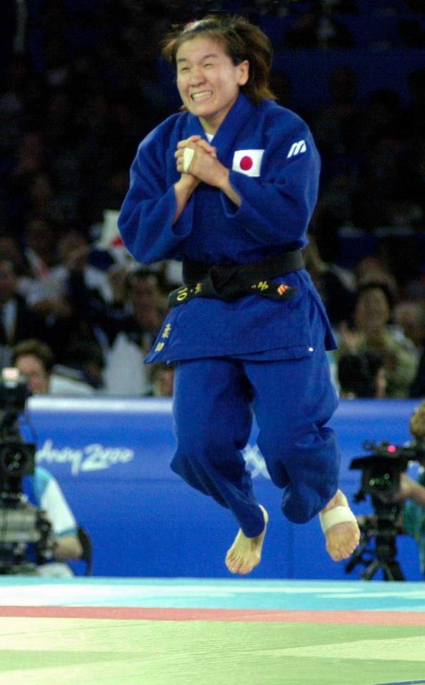 シドニー五輪で金メダルを獲得した田村亮子（当時）