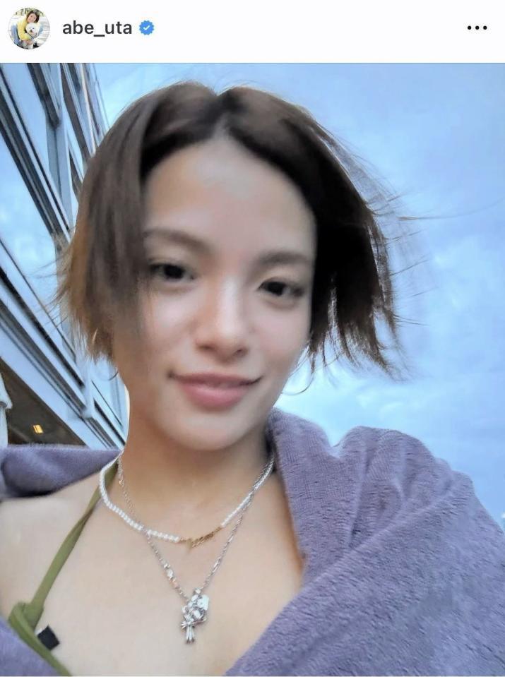 阿部詩のインスタグラム＠ａｂｅ＿ｕｔａより