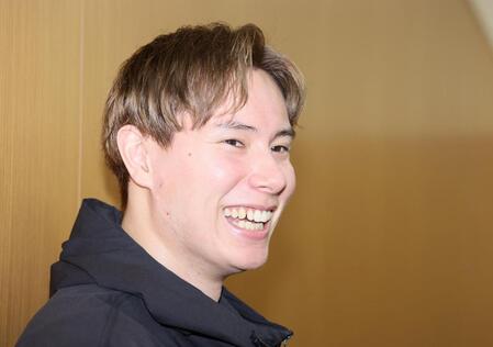 【写真】まるで王子様のような髪色！新ヘアスタイルで汗を流す高橋藍