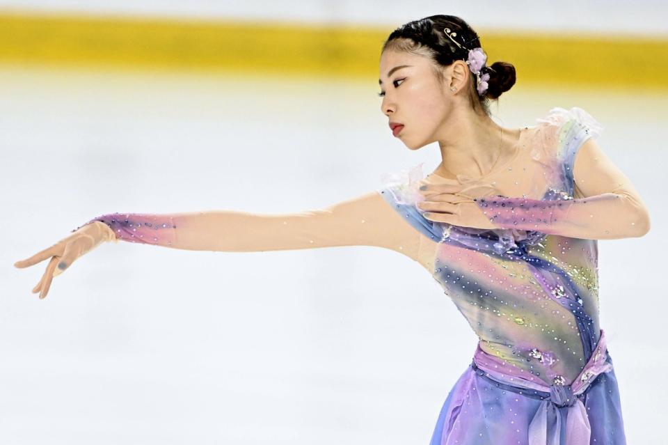 　女子ＳＰ　演技する住吉りをん