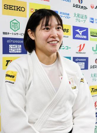 　柔道教室を終え、取材に応じる田中志歩＝２４日、横浜武道館