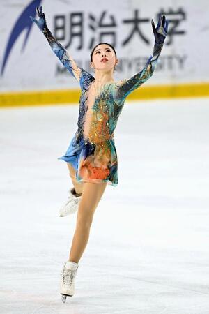 　女子フリーで演技する住吉りをん