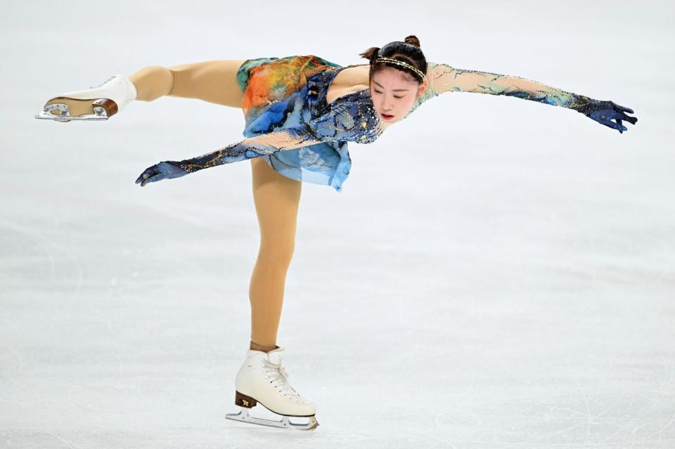 　女子フリーで演技する住吉りをん