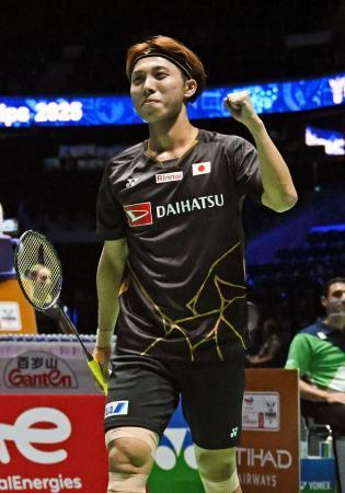 奈良岡功大が２回戦進出　世界バドミントン第１日