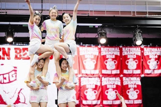 高校チアで強豪の箕面自由学園はディビジョン１、ディビジョン２ともに優勝への期待がかかる（撮影・岩國英昭）