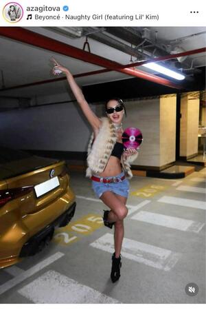 ザギトワのインスタグラム＠ａｚａｇｉｔｏｖａより