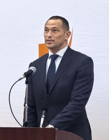 　記者会見するスポーツ庁の室伏広治長官＝２９日午後、文科省