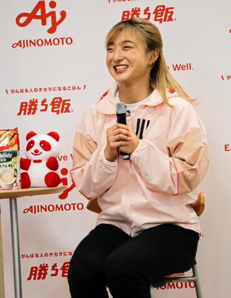 　トークショーを行った坂本花織（撮影・中野裕美子）