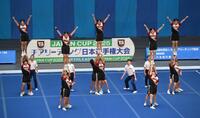 　準決勝唯一の男子のみの編成で決勝進出を決めた福岡大付属大濠（撮影・伊藤笙子）