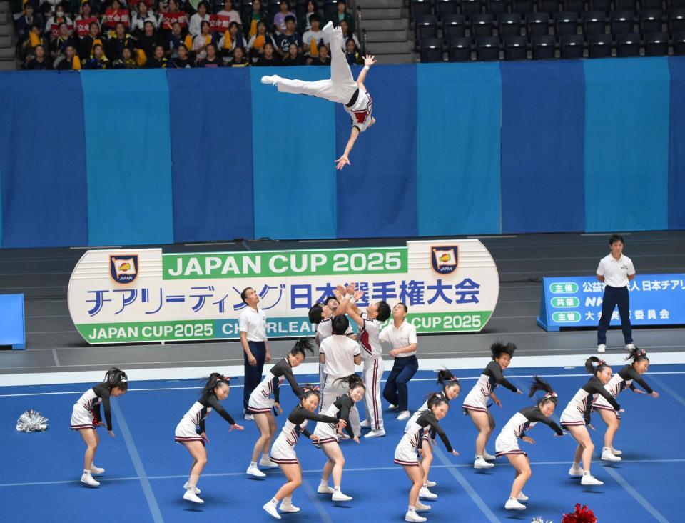 　準決勝４位通過の立命大の演技（撮影・伊藤笙子）
