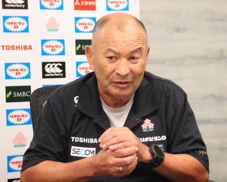 　遠征先の米国で、オンラインで記者会見するラグビー日本代表のジョーンズ・ヘッドコーチ＝４日（（Ｃ）ＪＲＦＵ）