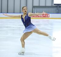 　演技を披露する坂本花織（撮影・中田匡峻）