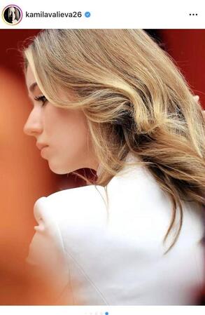 【写真】「見違えた！」と話題　金髪美人変貌の１９歳がピタリノースリーブ姿公開に反響　国際大会から姿消し３年