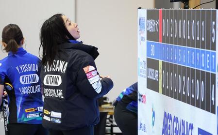 　ＳＣ軽井沢クラブに接戦の末、敗れたロコ・ソラーレの藤沢五月（撮影・吉澤敬太）