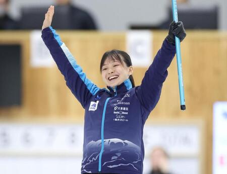 　フォルティウス戦で、ショットを決め喜ぶＳＣ軽井沢クラブ・上野美優（撮影・吉澤敬太）