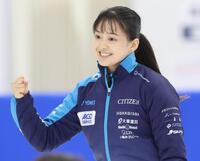 　フォルティウス戦の第３エンド、３得点を奪いガッツポーズするＳＣ軽井沢クラブ・上野美優（撮影・吉澤敬太）