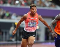 　男子１００メートル予選で力走するサニブラウン・ハキーム