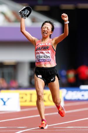 女子マラソン、小林が７位入賞　世界陸上