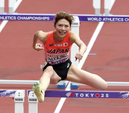 　女子１００メートル障害で準決勝進出を決めた中島ひとみ（撮影・石井剣太郎）