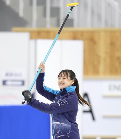 　フォルティウスとの２戦目の第３エンド、２点を奪取し喜ぶＳＣ軽井沢クラブ・上野美優（撮影・吉澤敬太）