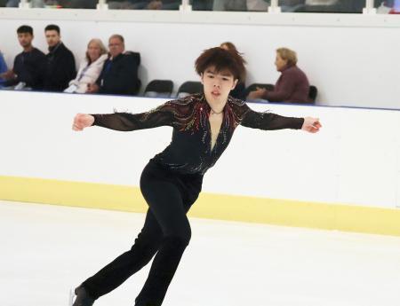男子は鍵山優真２位、佐藤駿４位　フィギュアスケートＣＳ最終日