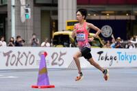 　力走する吉田祐也