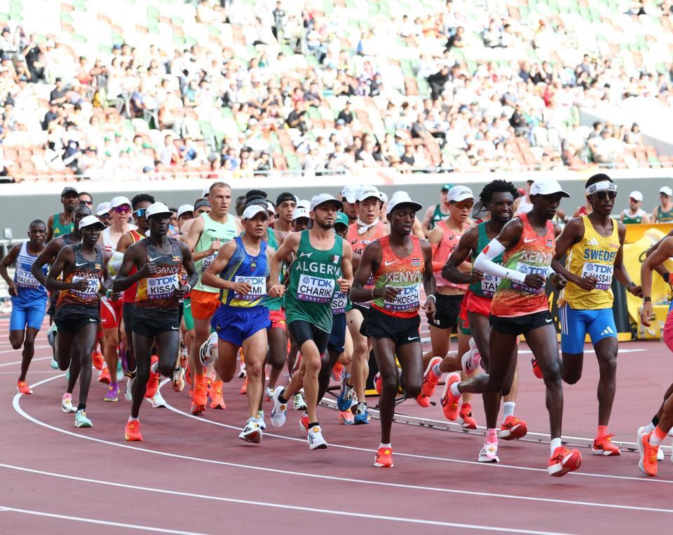 　男子マラソン　スタートする選手たち