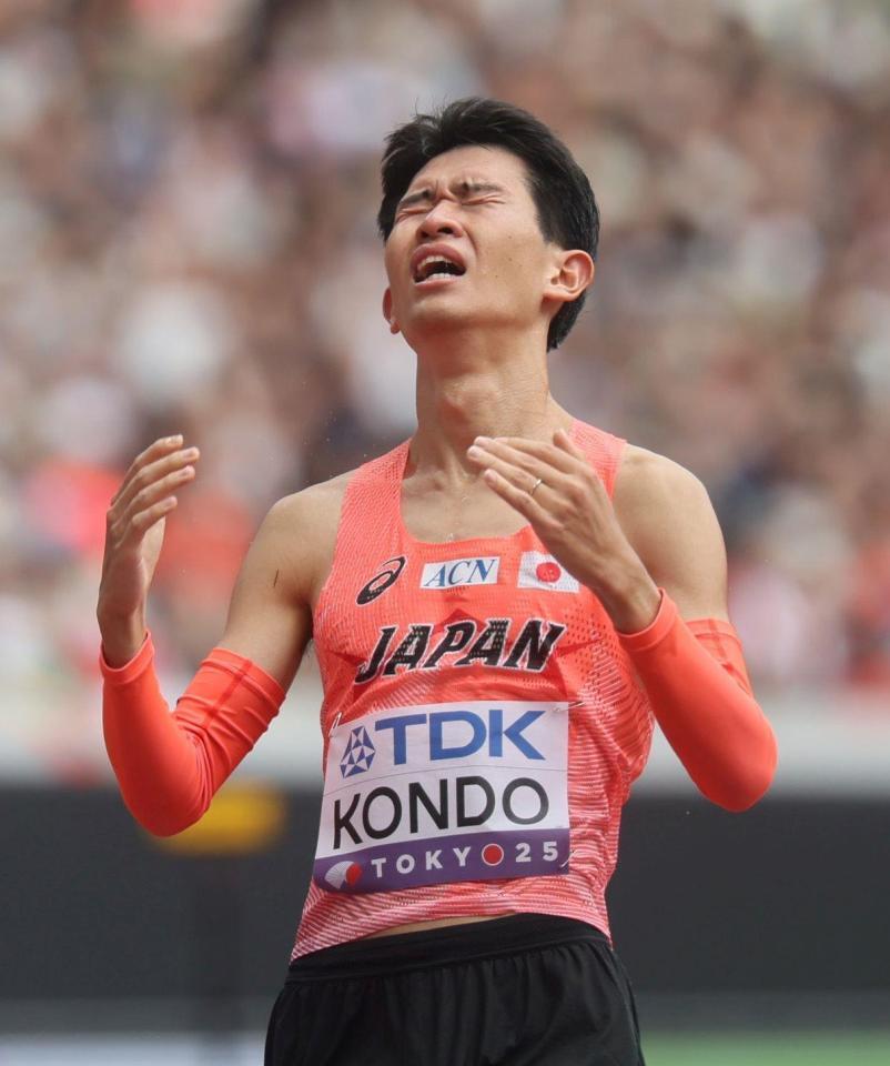 　１１位でゴールした近藤亮太（撮影・石井剣太郎）