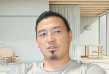 　オンラインでインタビューに答えるラグビー元日本代表ＦＢの五郎丸歩さん