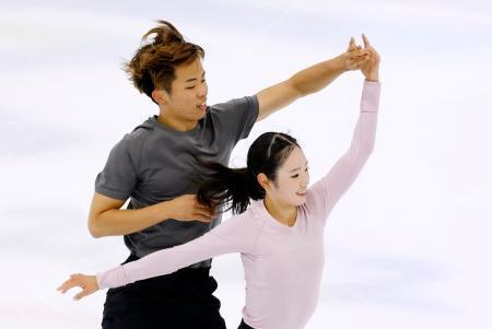 ペア長岡、森口組らが五輪予選へ　フィギュア、北京で１９日開幕
