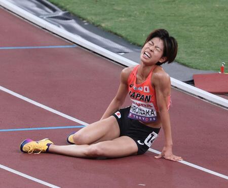 　女子５０００メートル予選で敗れた広中璃梨佳（撮影・石井剣太郎）