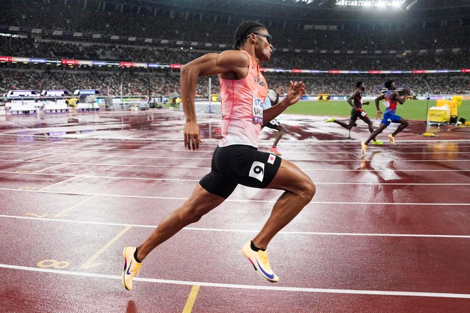 　力走する中島佑気ジョセフ