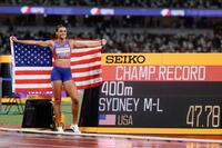 　女子４００メートルで優勝したシドニー・マクラフリンレブロニ