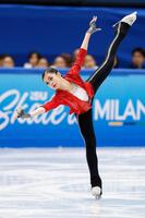 　女子ＳＰ、演技するアデリア・ペトロシャン（共同）