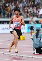 　男子５０００メートル予選、力走する森凪也