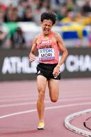 　男子５０００メートル予選、力走する森凪也