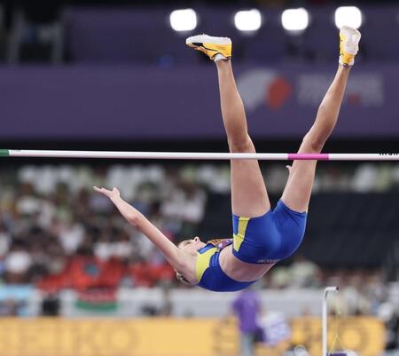 　女子走り高跳び決勝に臨むマフチフ（撮影・石井剣太郎）