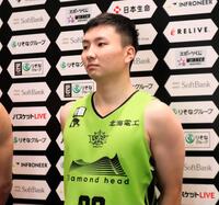 　シーズン開幕前会見に出席した富永