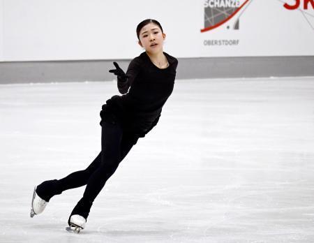千葉百音「抜かりなくやりたい」　フィギュアＣＳ２連勝へ