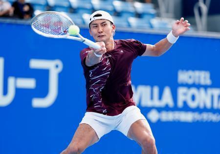 テニス、島袋将が２回戦進出　ジャパン・オープン第２日