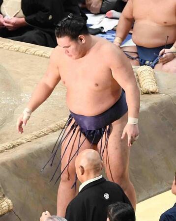 　琴桜に敗れ連敗となった豊昇龍（撮影・佐藤厚）