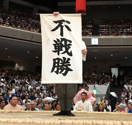 　琴桜が休場し、大の里の不戦勝となる（撮影・佐藤厚）