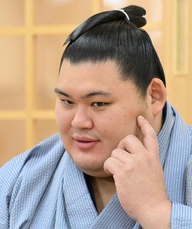 　優勝から一夜明け、今の思いを口にする大の里（撮影・伊藤笙子）