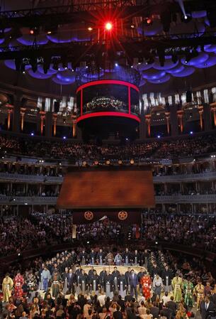 【写真】新作は『ハリーポッターと土俵のプリンス』むっちゃノリノリw