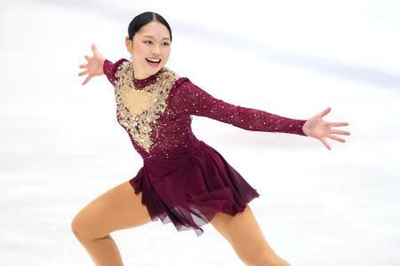 　女子フリー　演技する江川マリア＝山新スイミングアリーナ