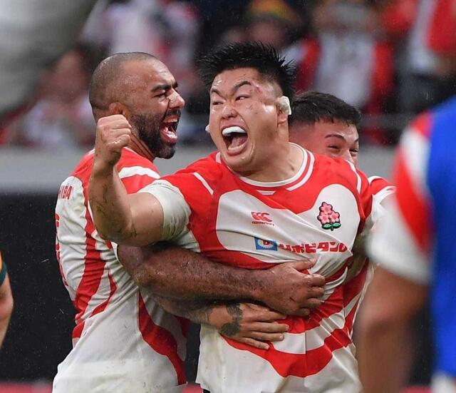 ラグビー日本代表 豪州に4点差惜敗 後半追い詰めるもあと一歩、リーチ