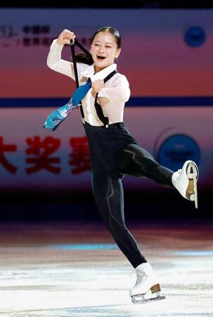 渡辺倫果 エキシビジョンで“銅”の舞い 後輩・中井亜美とファイナル進出誓い合う「“姉”として頑張らないと」