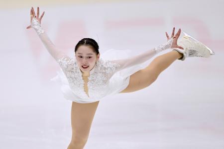 女子ＳＰは山下が首位、三宅２位　西日本フィギュア第１日