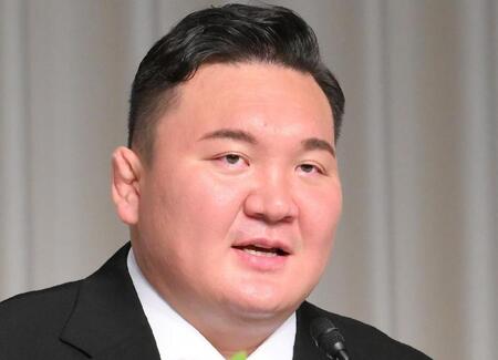 【写真】元横綱白鵬の新車に衝撃走る 新車価格1500万~2010万の高級車