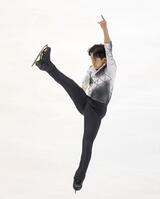 　ＳＰで演技を披露する鍵山優真（撮影・中田匡峻）